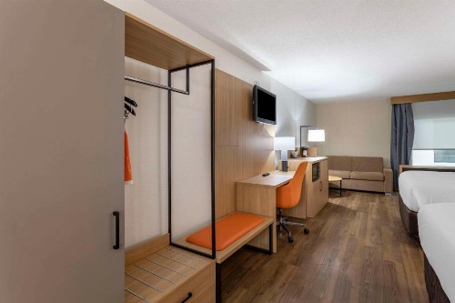 Quality Inn Nashville Downtown - Stadium - image 15