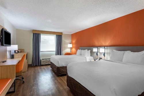Quality Inn Nashville Downtown - Stadium - image 21