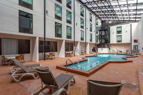 Quality Inn Nashville Downtown - Stadium - image 24