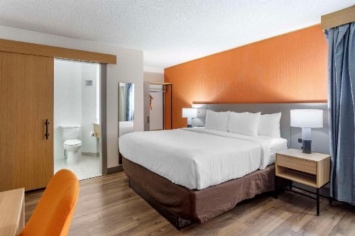 Quality Inn Nashville Downtown - Stadium - image 33