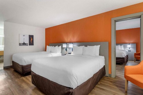 Quality Inn Nashville Downtown - Stadium - image 9
