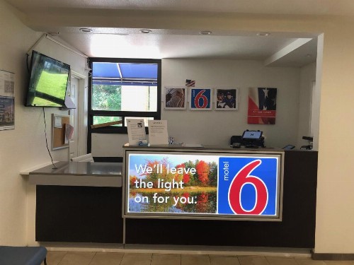 Motel 6-Nashville TN - Airport - image 9