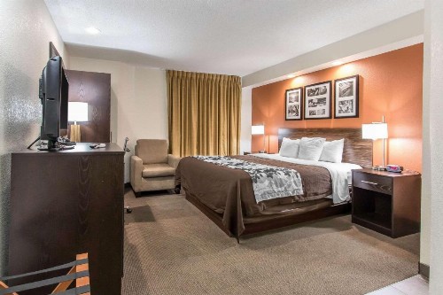 Sleep Inn - image 10