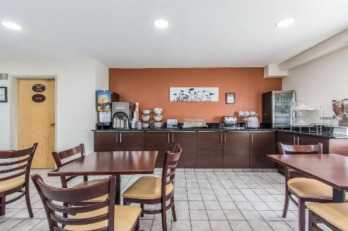 Sleep Inn - image 24