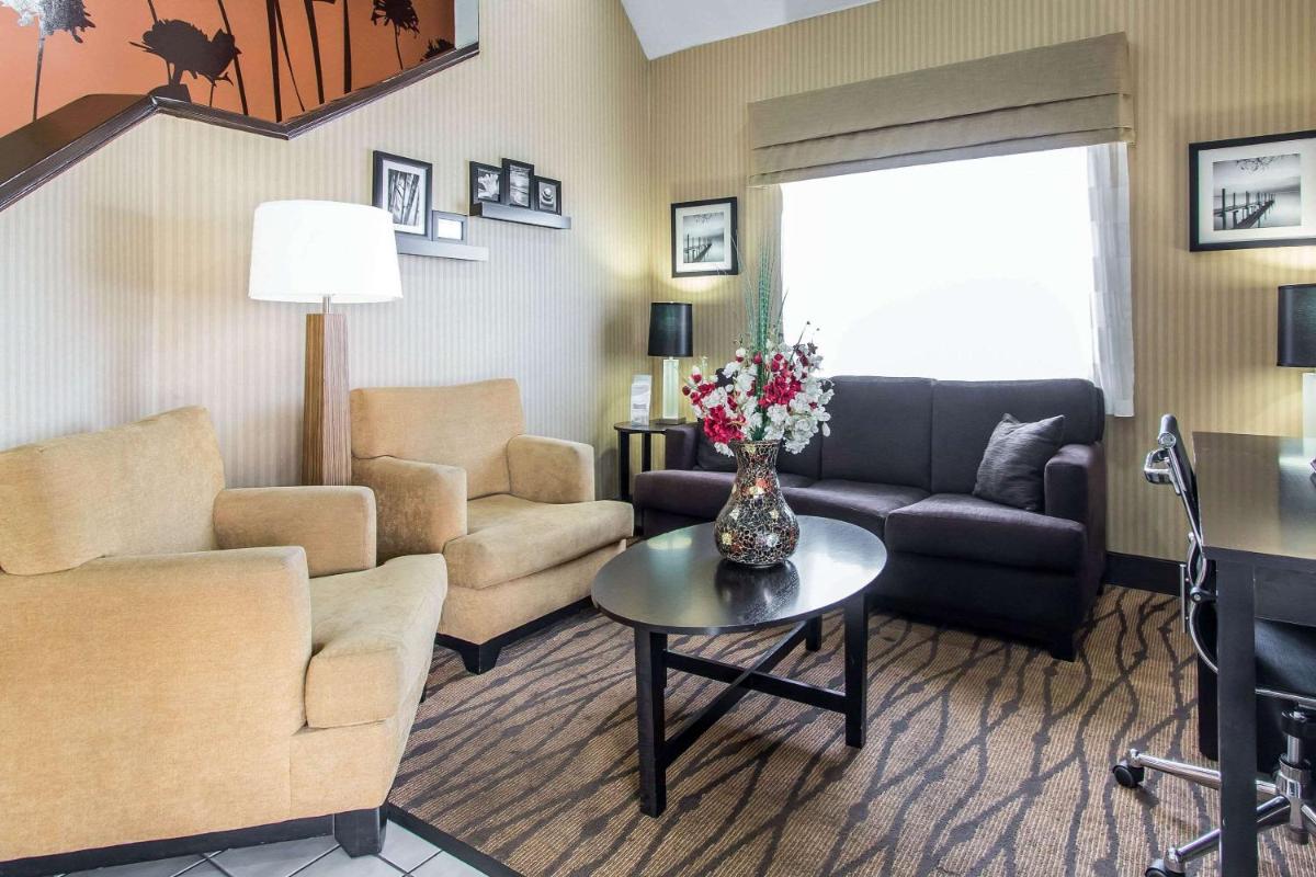 Sleep Inn - image 7