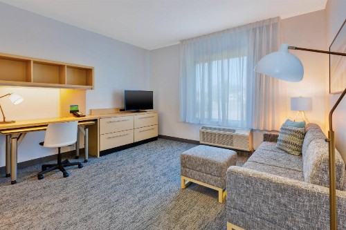 TownePlace Suites by Marriott Nashville Airport - image 16