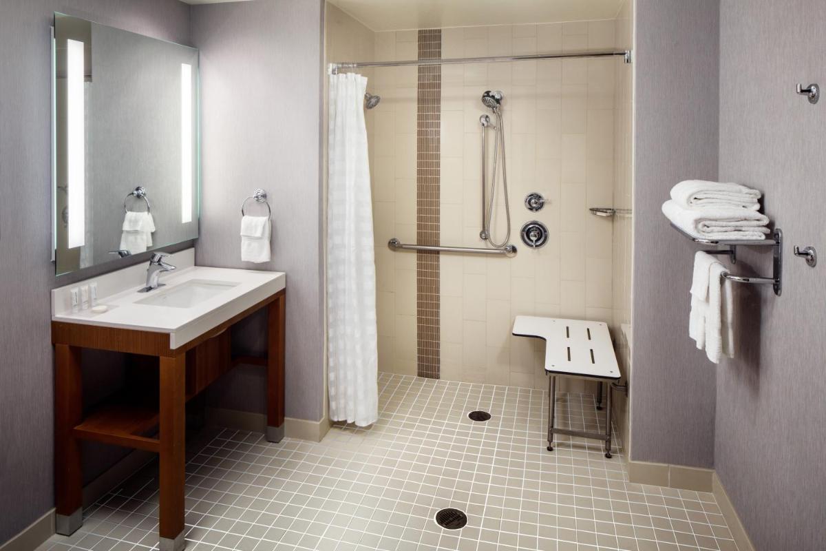 Hyatt Place Nashville Downtown - image 7