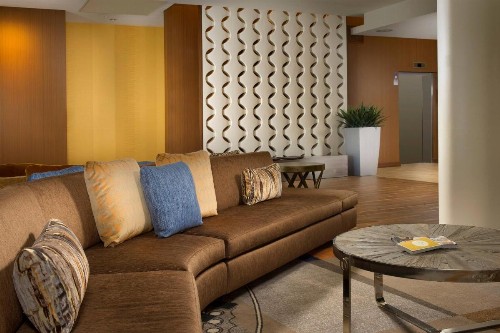Fairfield Inn and Suites by Marriott Nashville Downtown/The Gulch - image 4