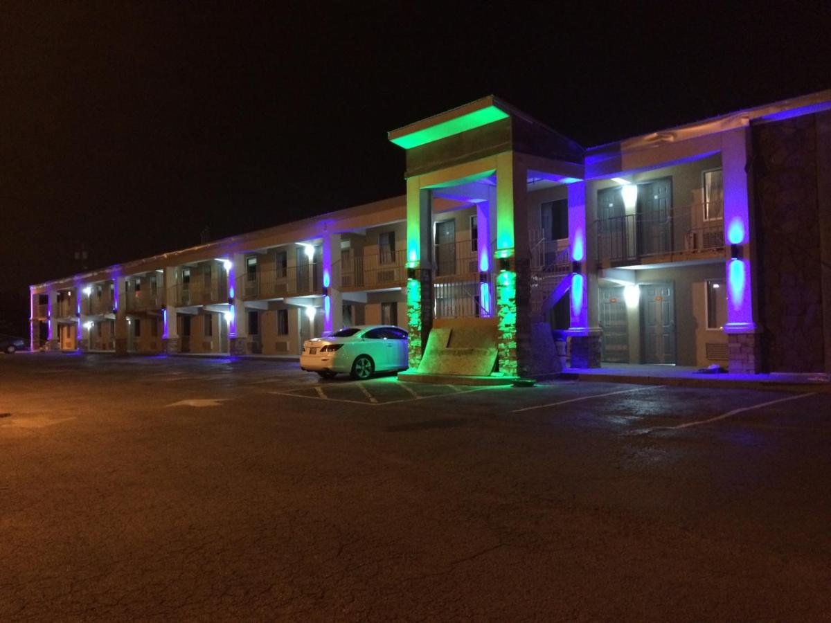 Lotus Inn and Suites Nashville - main image