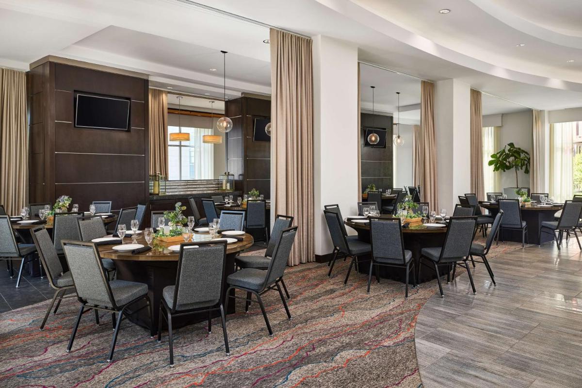 Hilton Garden Inn Nashville Downtown/Convention Center - image 7