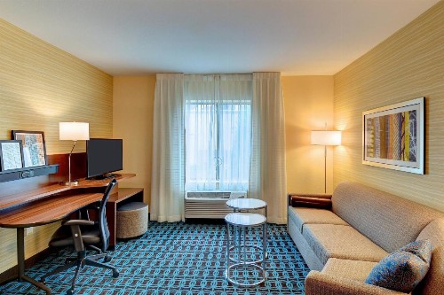 Fairfield Inn & Suites by Marriott Nashville MetroCenter - image 8