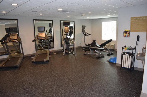 Candlewood Suites Nashville - Metro Center - image 13