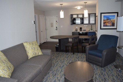 Candlewood Suites Nashville - Metro Center - image 28