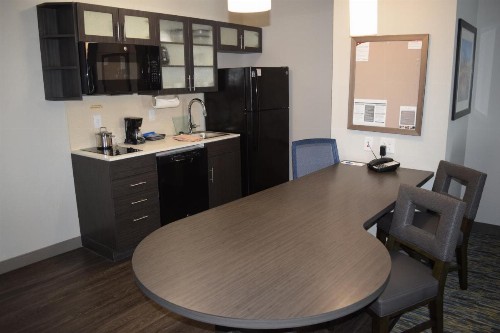 Candlewood Suites Nashville - Metro Center - image 34