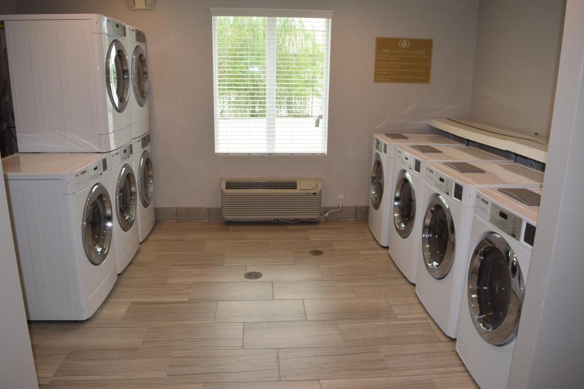 Candlewood Suites Nashville - Metro Center - image 6