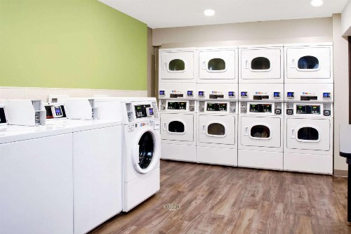 WoodSpring Suites Nashville Airport - image 3