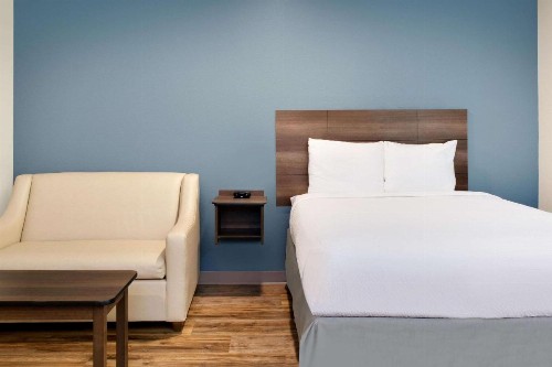 WoodSpring Suites Nashville Airport - image 4