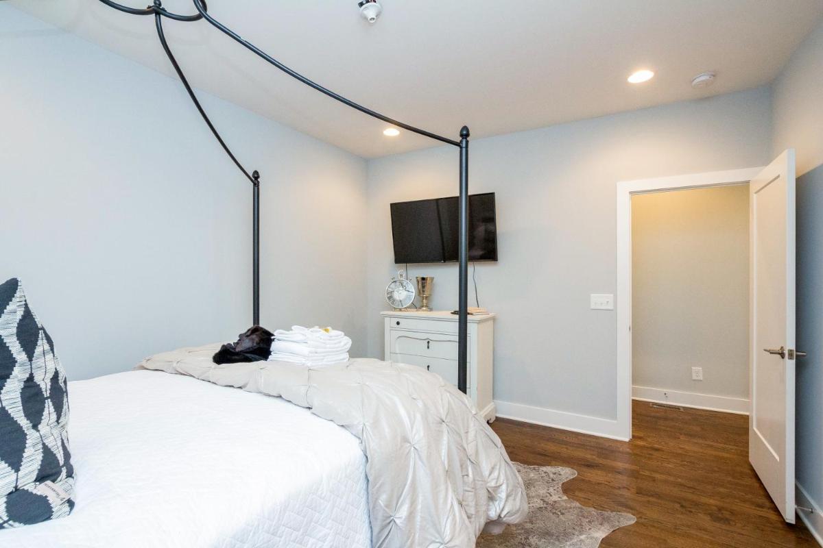 Southside Place Home - image 3