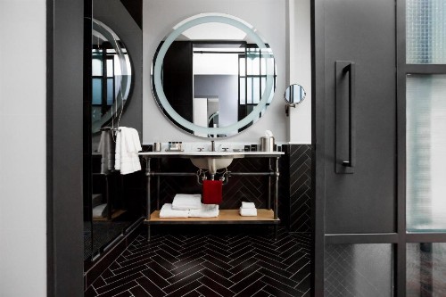 Bobby Hotel - image 27