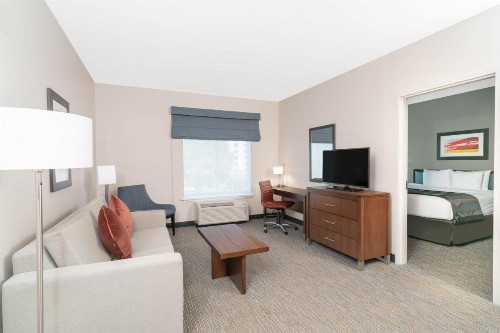 Wingate by Wyndham Nashville Airport - image 12