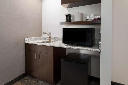 Wingate by Wyndham Nashville Airport - image 18