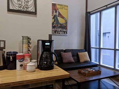 Nashville Downtown Hostel - image 16