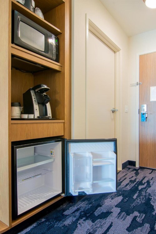 Fairfield Inn & Suites by Marriott Nashville Airport - image 28