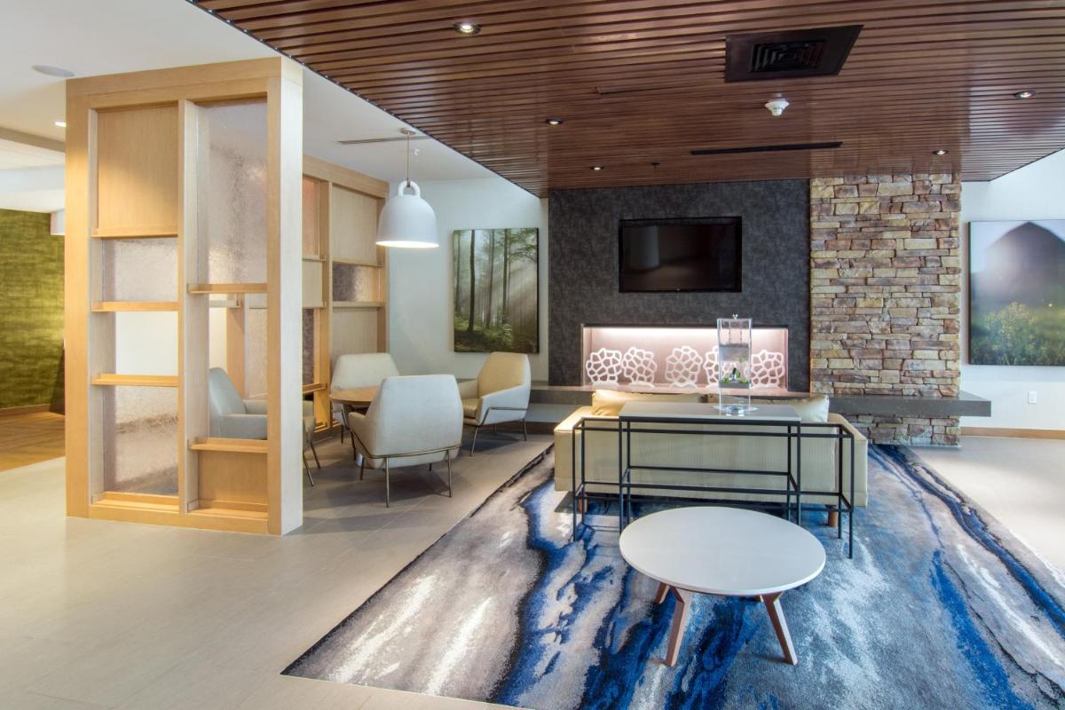 Fairfield Inn & Suites by Marriott Nashville Airport - image 4