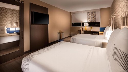 GLō Best Western Nashville Airport West - image 10