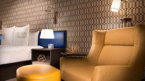 GLō Best Western Nashville Airport West - image 9