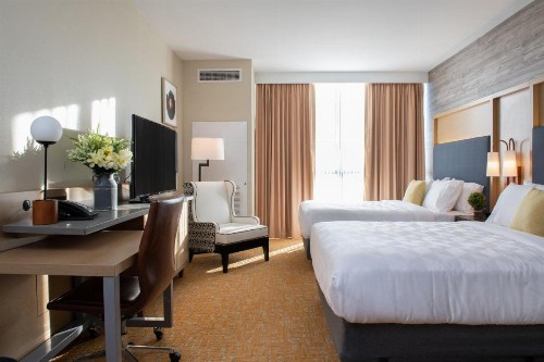 Holiday Inn & Suites - Nashville Downtown - Conv Ctr an IHG Hotel - image 5