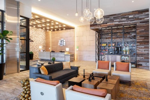 Holiday Inn & Suites - Nashville Downtown - Conv Ctr an IHG Hotel - image 7