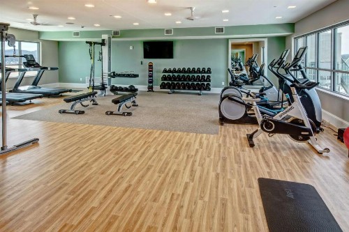 Hilton Nashville Green Hills - image 25