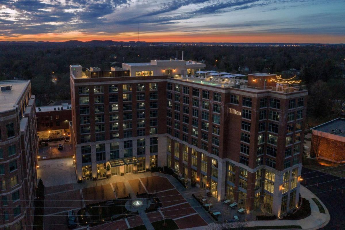 Hilton Nashville Green Hills - image 3