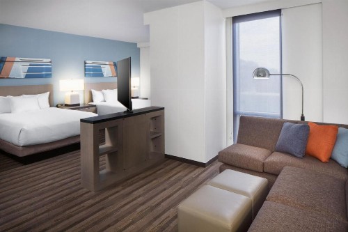 Hyatt House Nashville at Vanderbilt - image 12