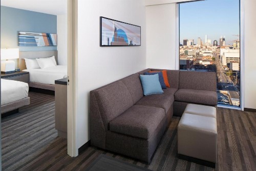 Hyatt House Nashville at Vanderbilt - image 28