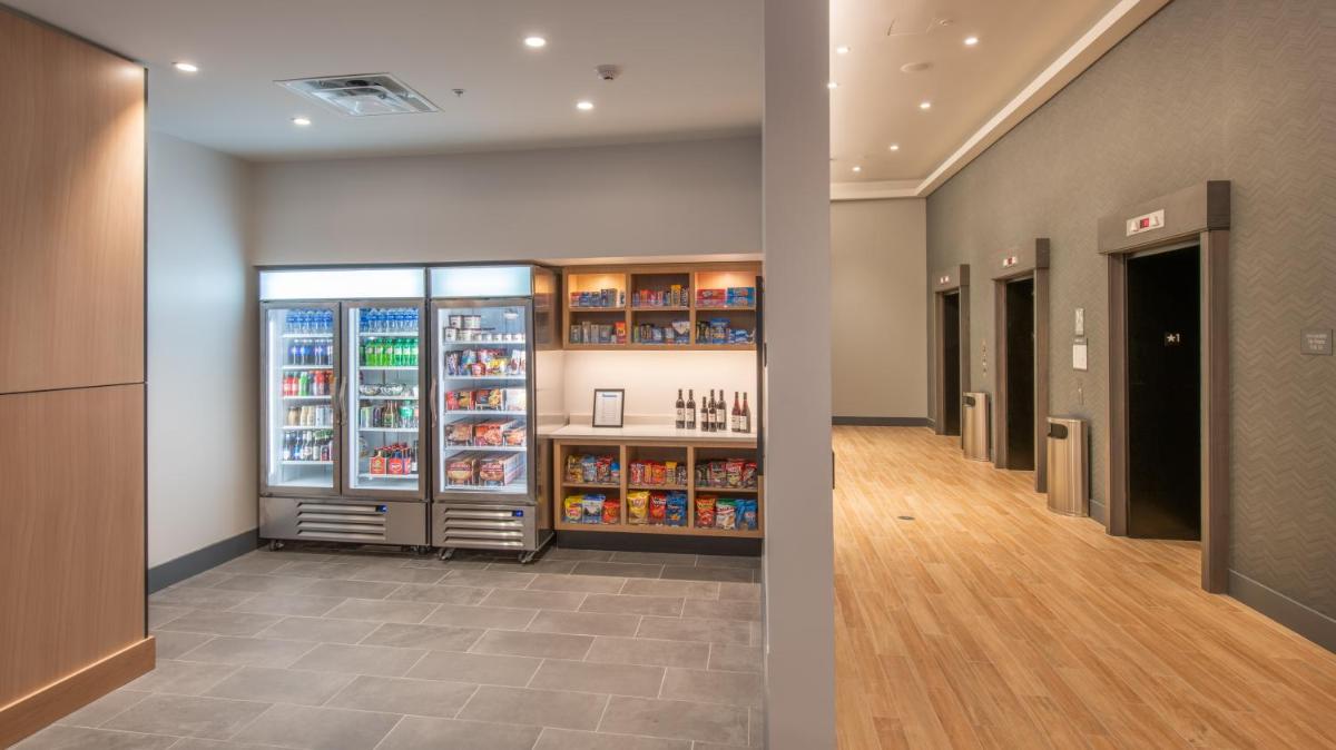 Hyatt House Nashville at Vanderbilt - image 4