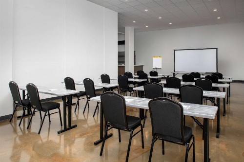 Home2 Suites By Hilton Nashville Downtown Convention Center - image 30