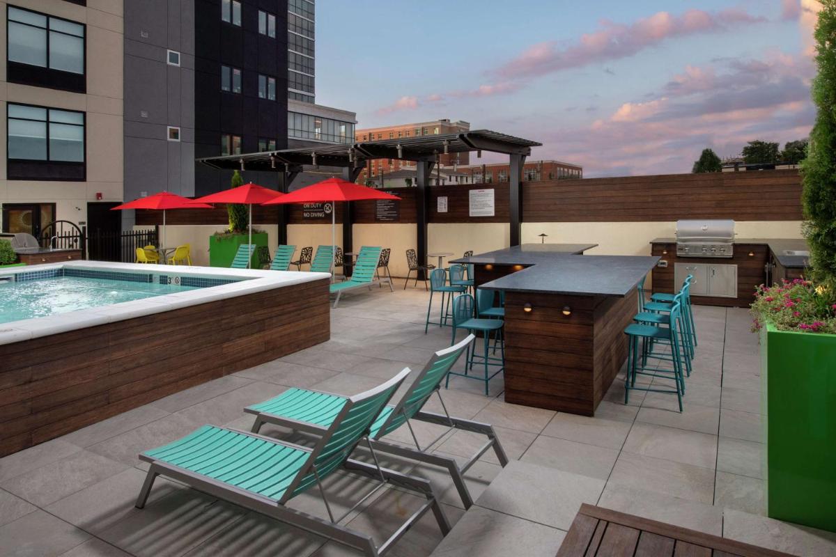Home2 Suites By Hilton Nashville Downtown Convention Center - image 7