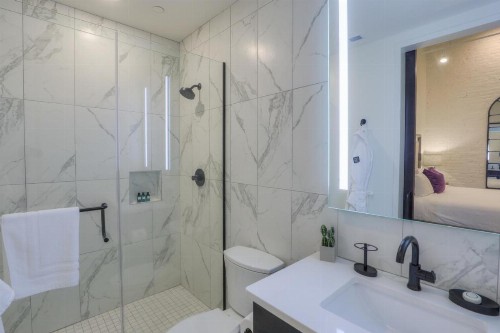 Studio 154 Luxury Hotel - image 40