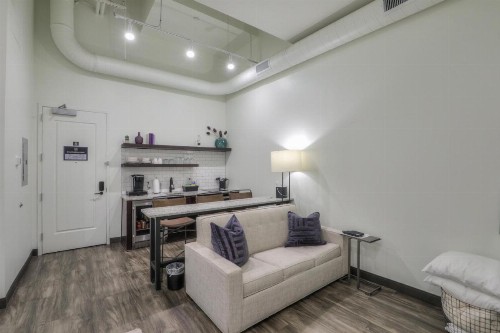 Studio 154 Luxury Hotel - image 43