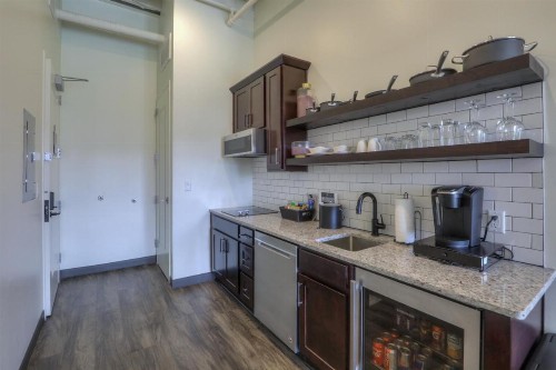 Studio 154 Luxury Hotel - image 44