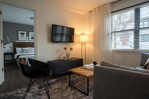 Abode Nashville - Marathon Village Near Downtown - image 2