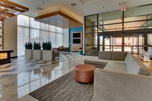 Drury Plaza Hotel Nashville Downtown - image 7