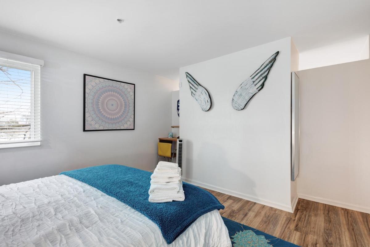 Nash-Vegas Oasis - image 6