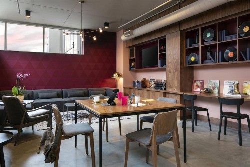 Moxy Nashville Vanderbilt Area - image 33