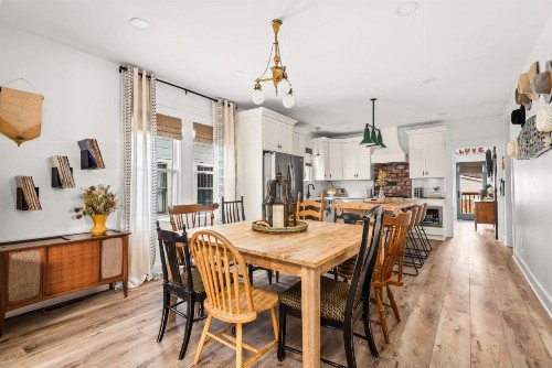 Southbound Stays - Country Cottage - image 23