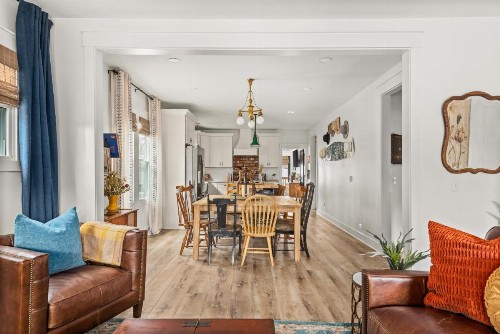 Southbound Stays - Country Cottage - image 29