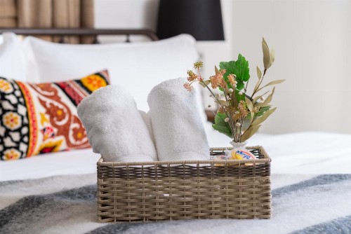 Southbound Stays - Country Cottage - image 44