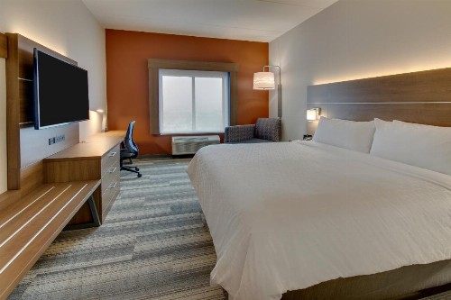 Holiday Inn Express & Suites - Nashville MetroCenter Downtown an IHG Hotel - image 10